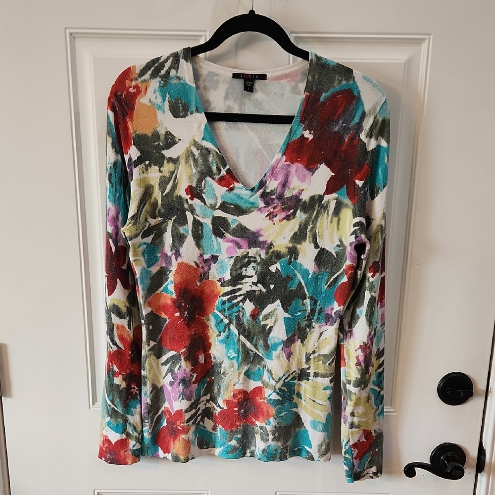Cyrus Multi-Color Floral V-Neck Long Sleeve Top